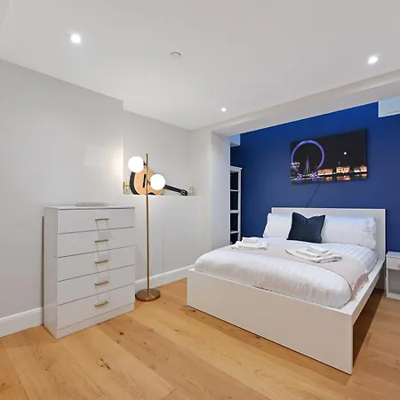 Stunning 2 Bed Basement Flat In Hammersmith London Exterior photo